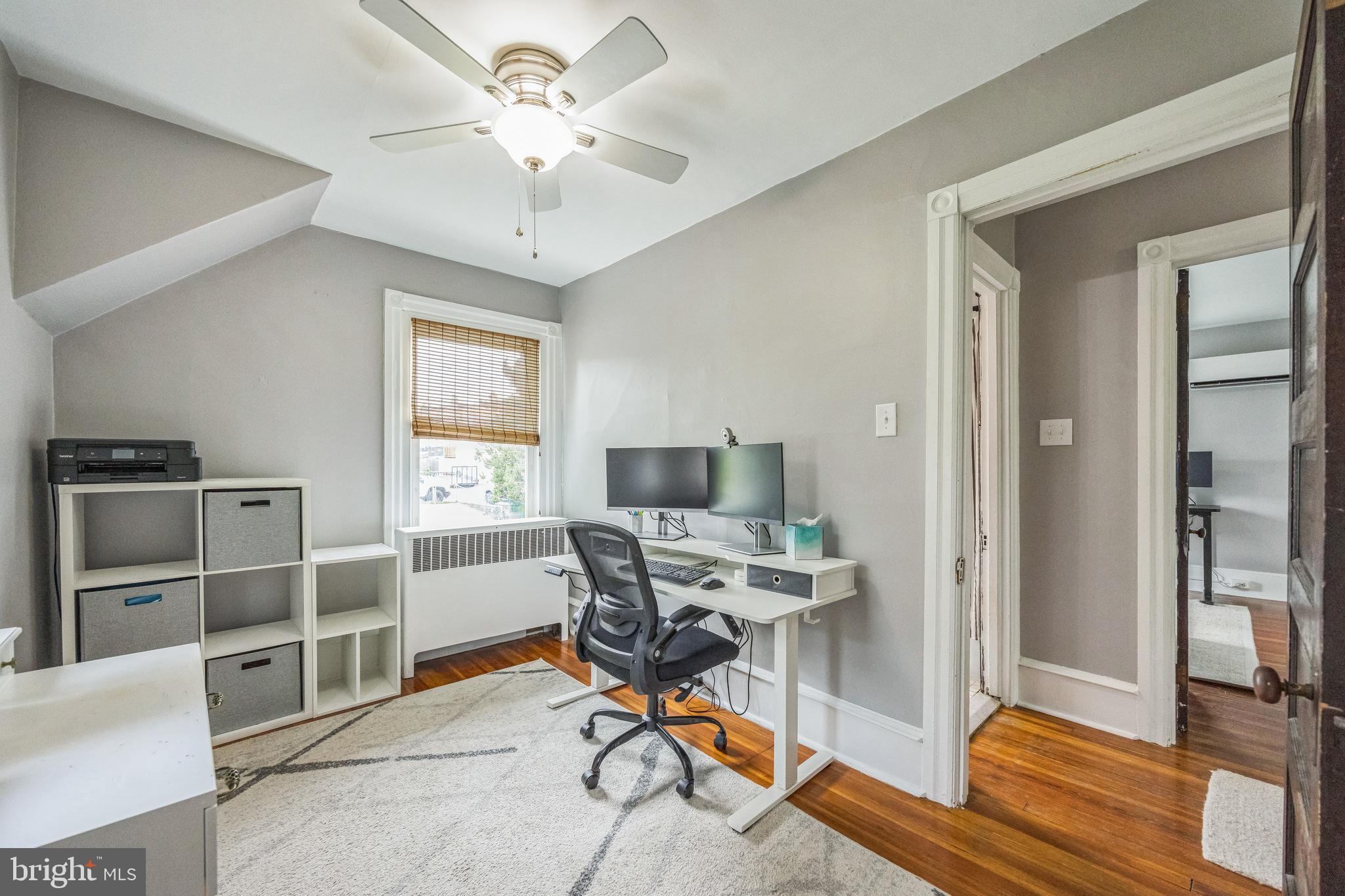 665 U Street King of Prussia, PA 19406 - Photo 22 of 26 a workspace with wooden floor and a window