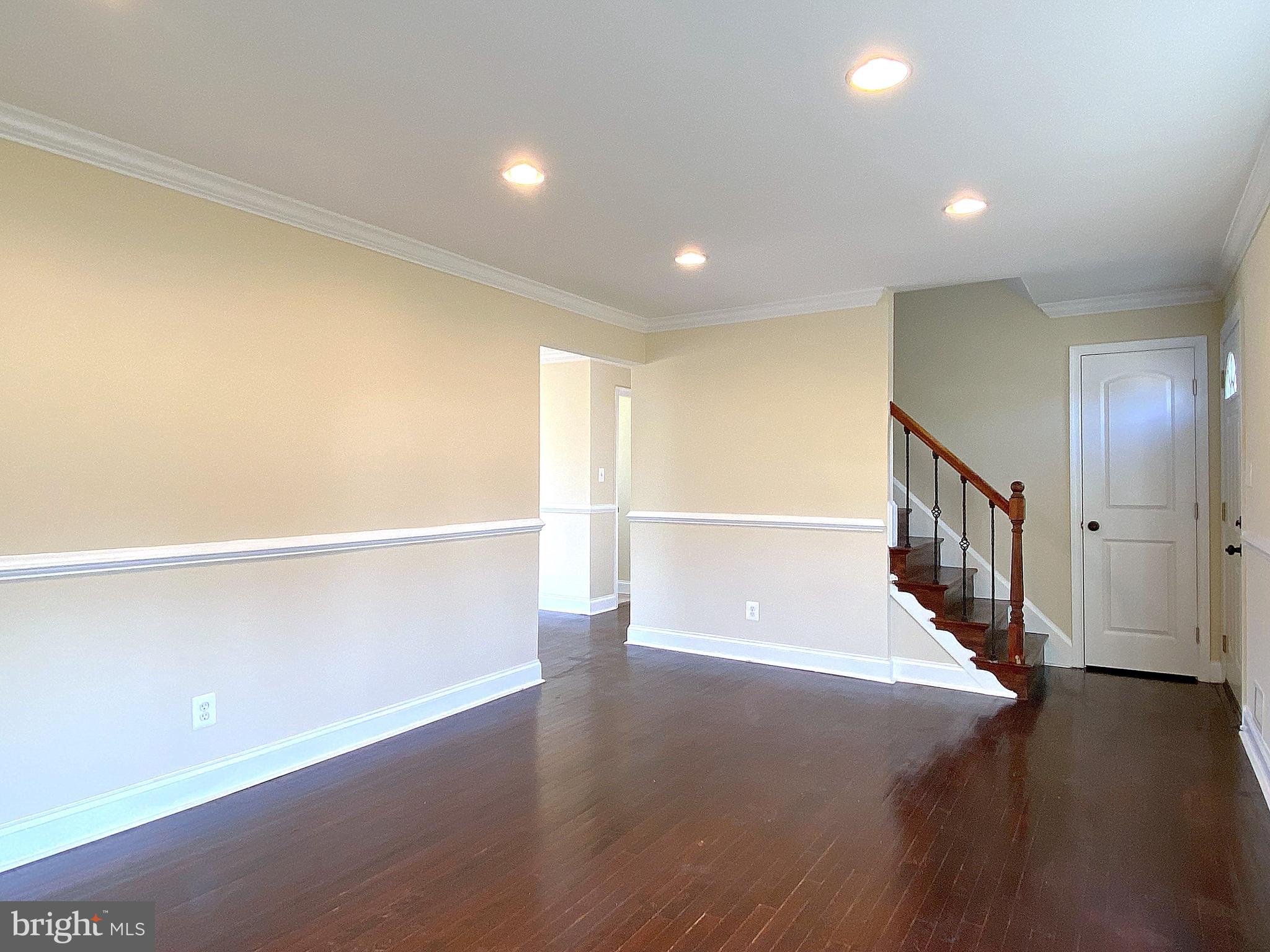 2103 North Rolling Road Baltimore, MD 21244 - Photo 6 of 44