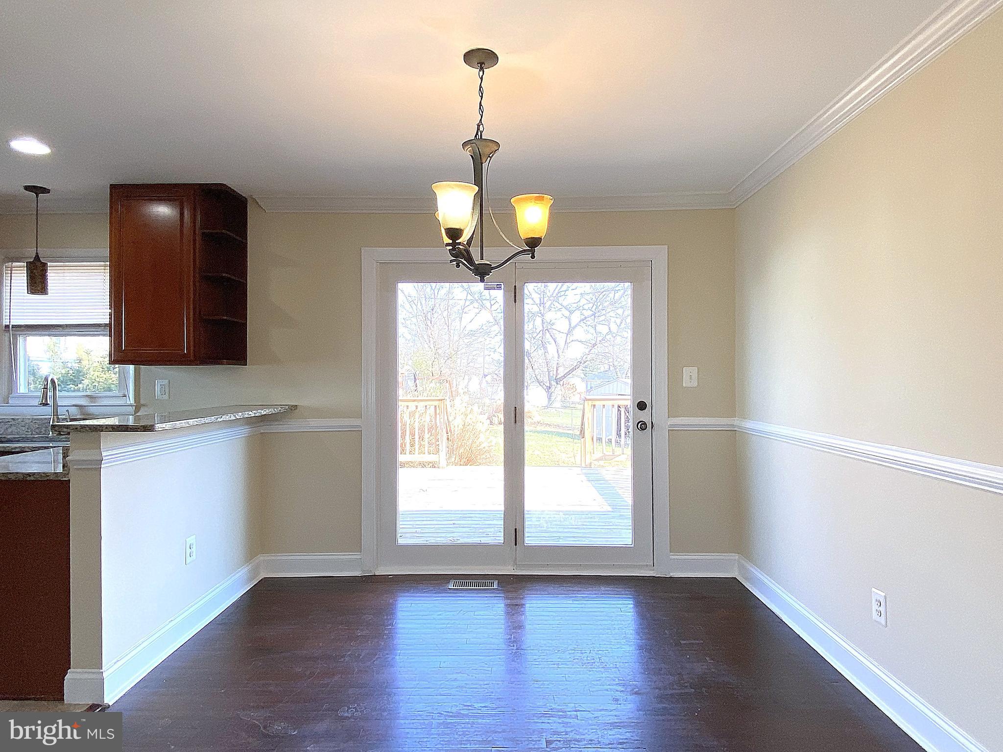 2103 North Rolling Road Baltimore, MD 21244 - Photo 8 of 44
