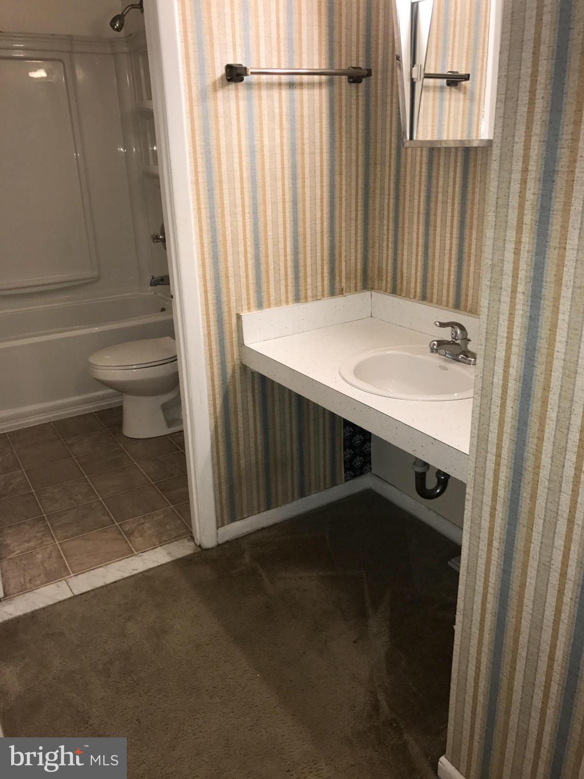 156 Farm Road Aberdeen, MD 21001 - Photo 11 of 17 Bathroom Dressing Area
