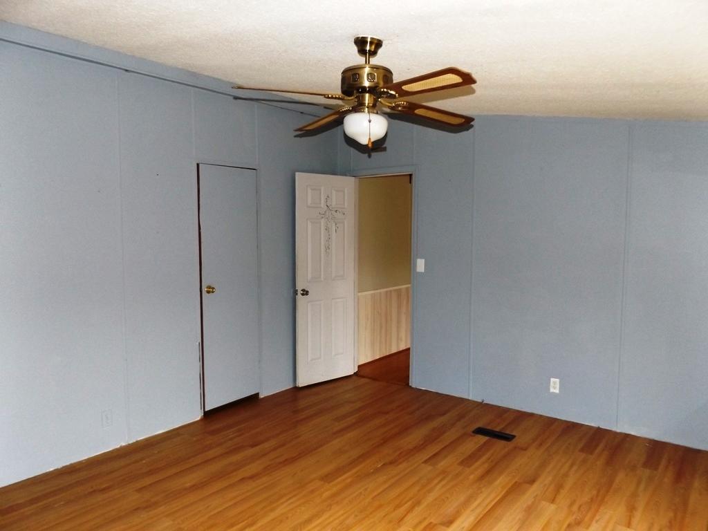 287 Anderson Road Johnson City, TN 37601 - Photo 11 of 19 DSCF7815