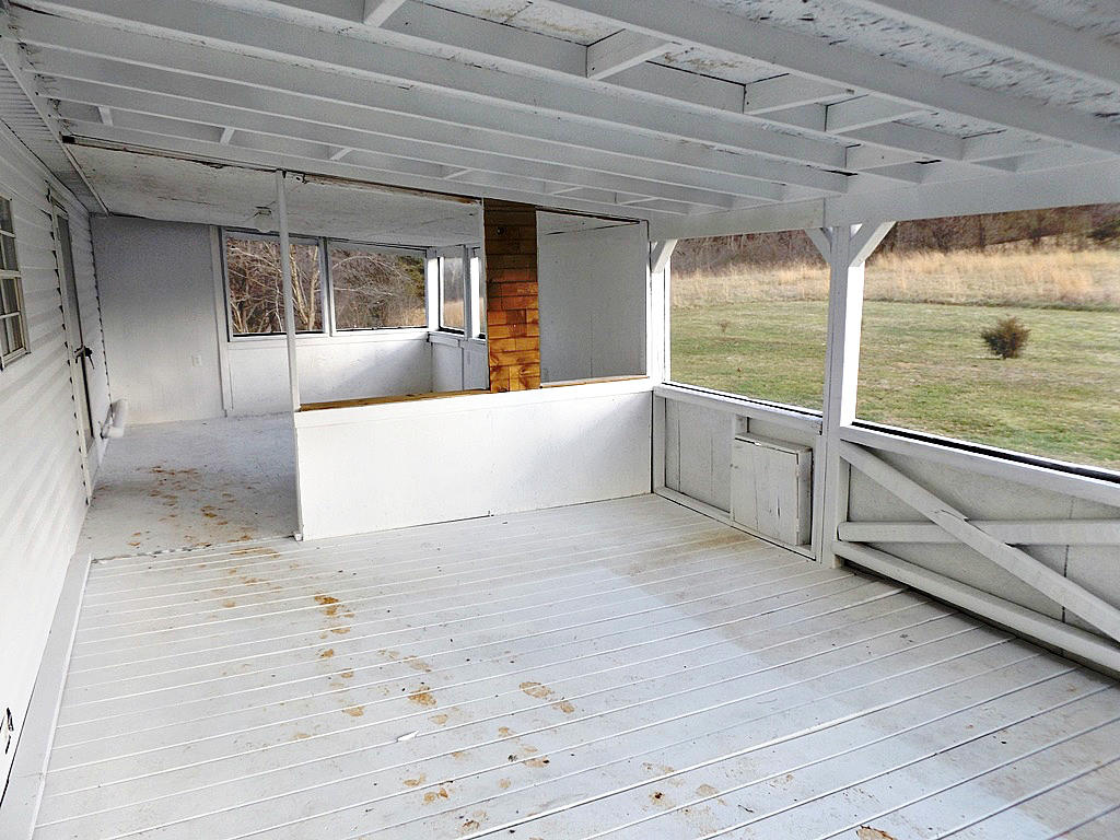 287 Anderson Road Johnson City, TN 37601 - Photo 16 of 19 DSCF77987777