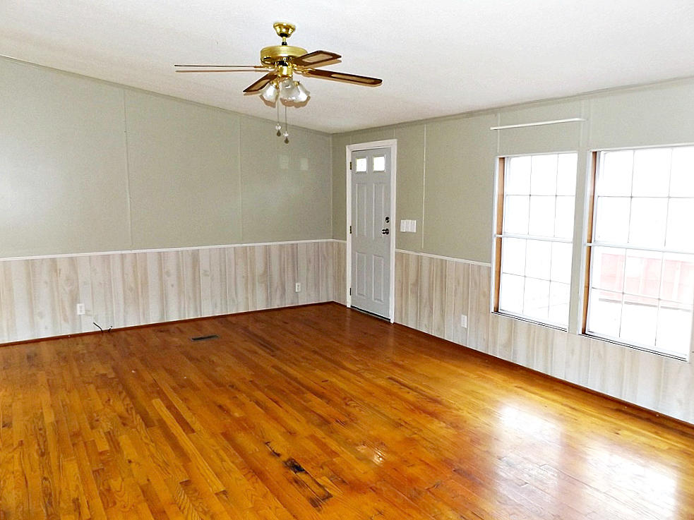 287 Anderson Road Johnson City, TN 37601 - Photo 4 of 19 DSCF7816777