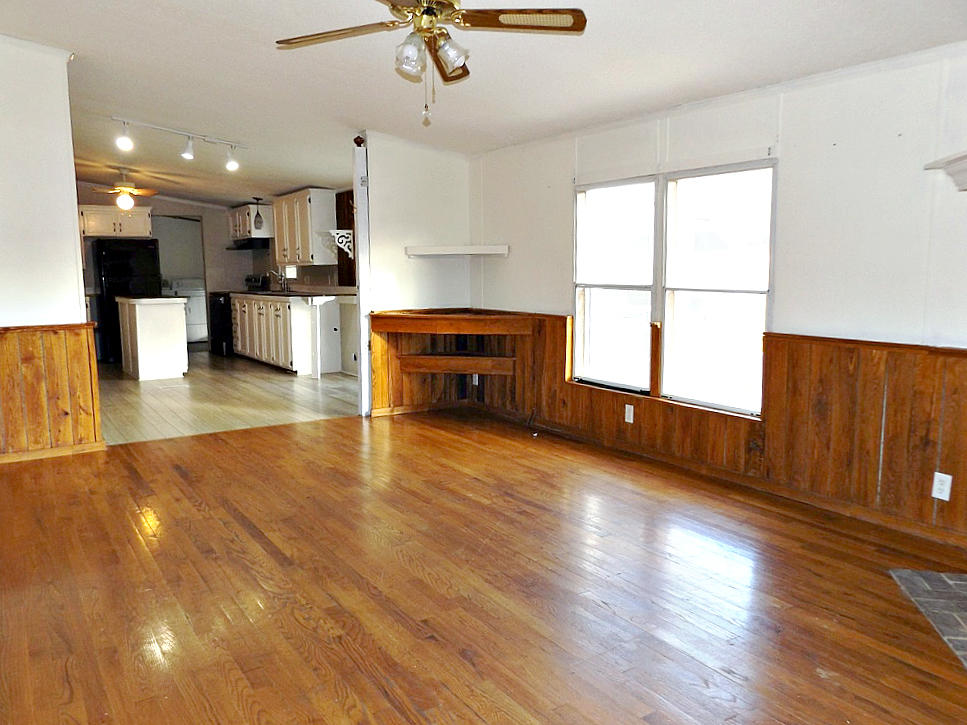 287 Anderson Road Johnson City, TN 37601 - Photo 7 of 19 DSCF7804777