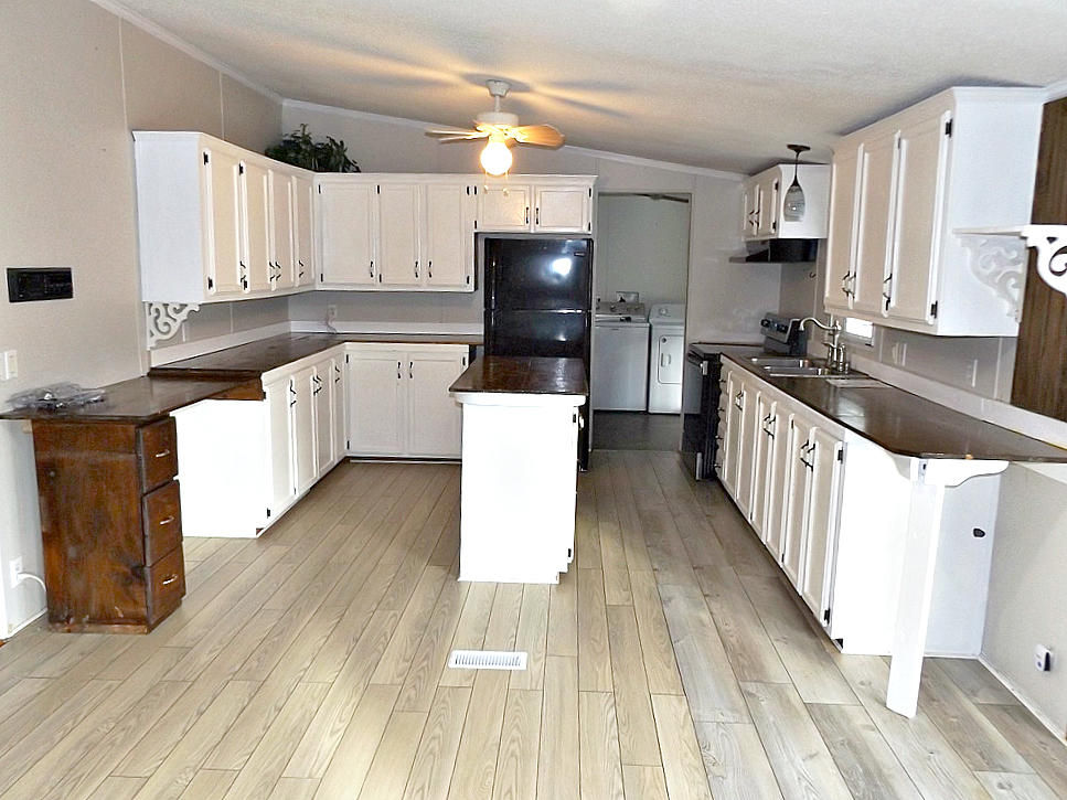 287 Anderson Road Johnson City, TN 37601 - Photo 8 of 19 DSCF78017777