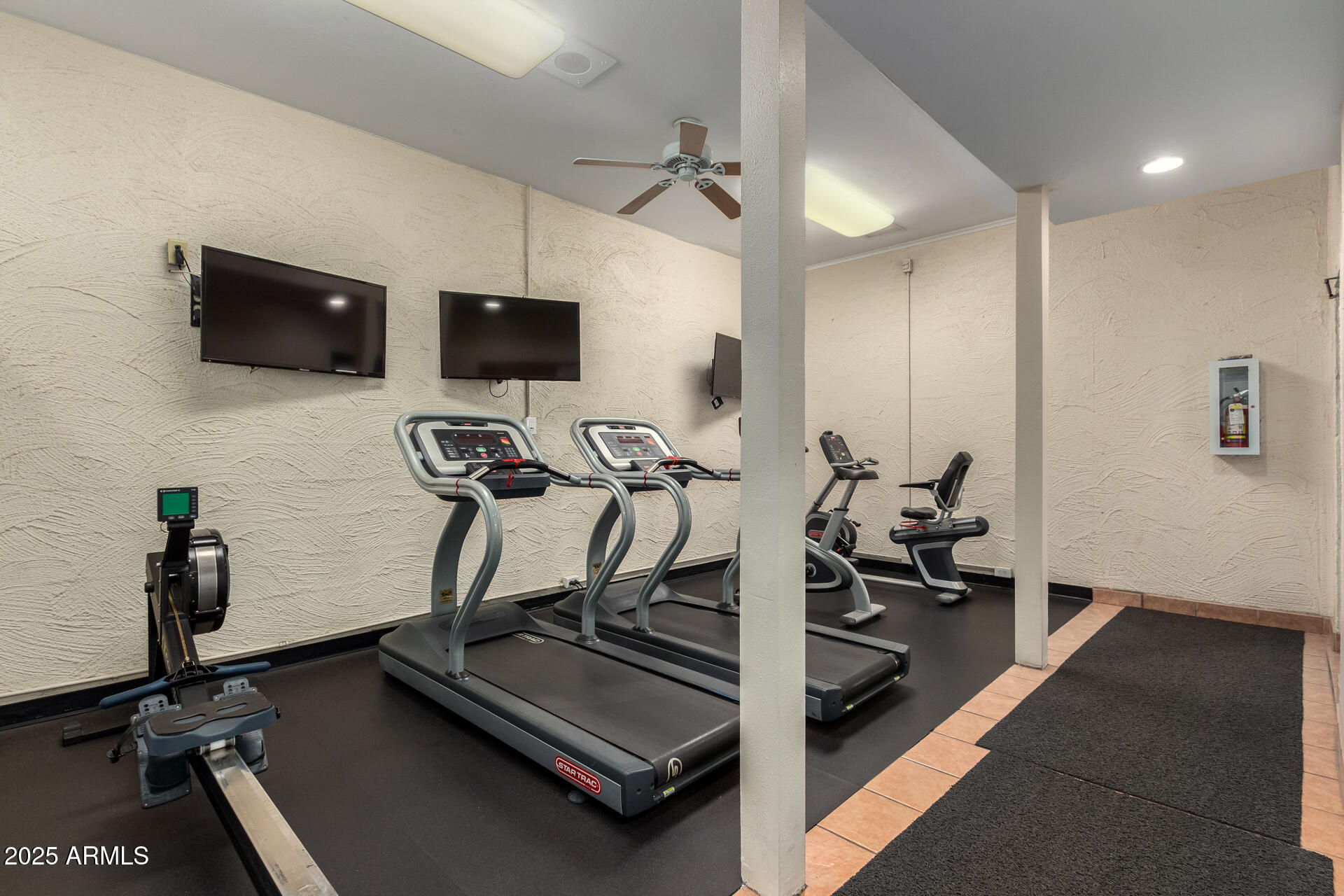 7950 East Camelback Road, Unit 404 Scottsdale, AZ 85251 - Photo 18 of 30 0013-13 - Camelback 7830