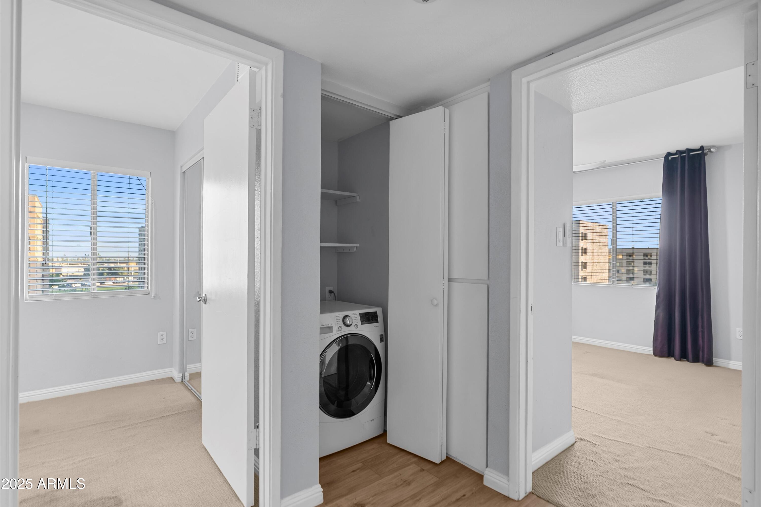 7950 East Camelback Road, Unit 404 Scottsdale, AZ 85251 - Photo 6 of 30 Inside wahser/dryer