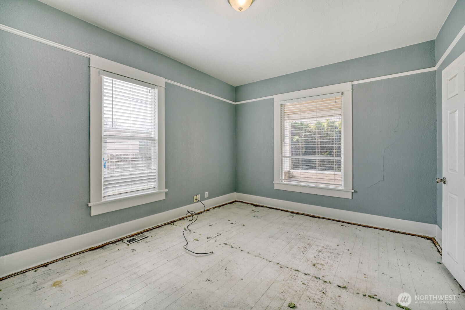 732 5th Avenue North Kent, WA 98032 - Photo 8 of 11