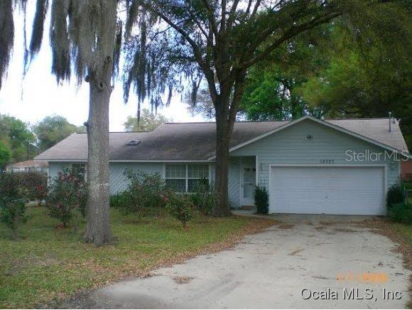 12337 Southeast 72nd Terrace Road Belleview, FL 34420 - Photo 1 of 1 Primary Photo