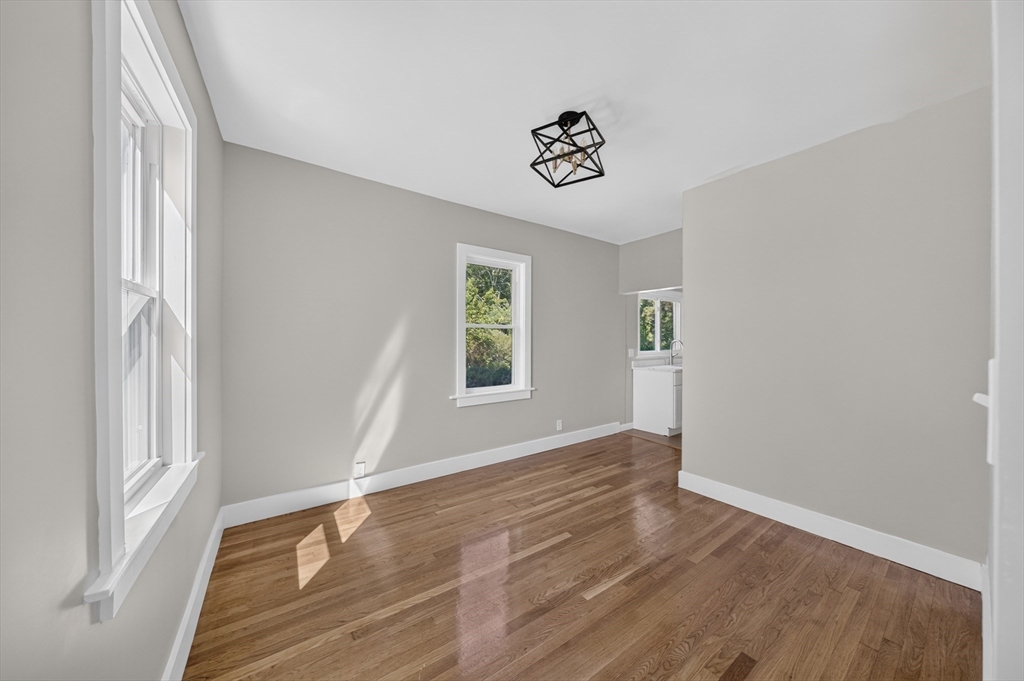 71 Great Neck Road Wareham, MA 02571 - Photo 7 of 16