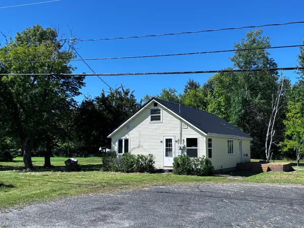 $109,900 | 3905 Highway 11, International Falls, MN 56649