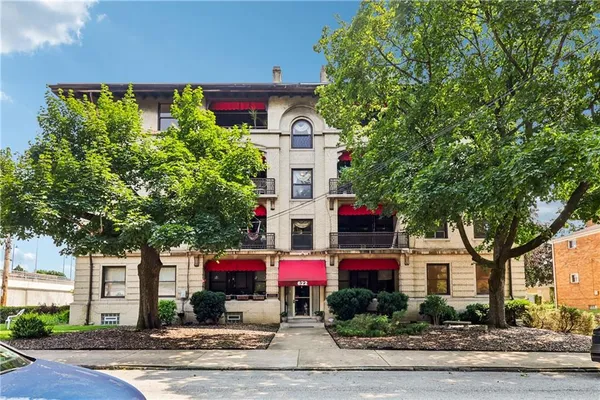 $169,900 | 622 Whitney Avenue, Unit 2, Pittsburgh, PA 15221