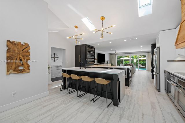 $1,475,000 | 2410 Northeast 8th Avenue, Wilton Manors, FL 33305