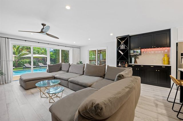 $1,475,000 | 2410 Northeast 8th Avenue, Wilton Manors, FL 33305