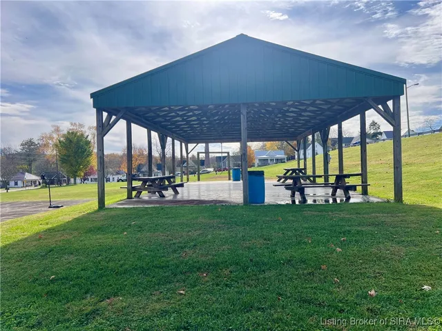 $79,000 | 404 East Mulberry Street, Salem, IN 47167