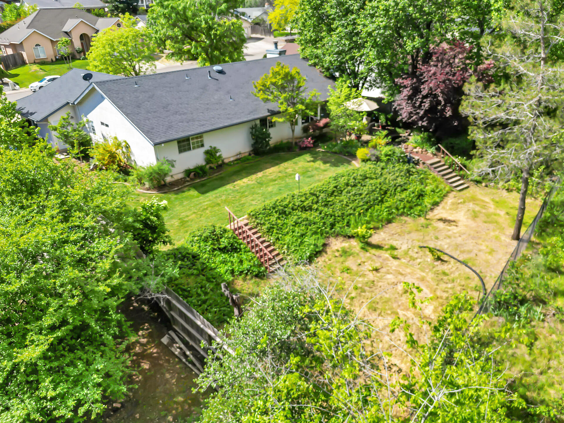 2252 Wicklow Street Redding, CA 96001 - Photo 35 of 37 Terraced Back Yard
