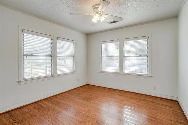 $2,300 | 3824 Birchman Avenue, Fort Worth, TX 76107