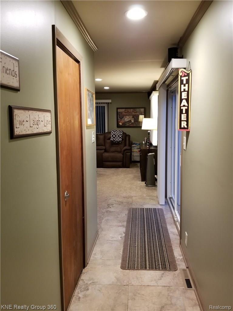 18488 Inkster Road Redford, MI 48240 - Photo 25 of 36 RecRoom2 copy.jpg