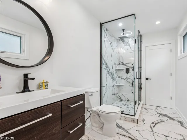 $4,750 | 1025 Dewey Avenue, Evanston, IL 60202