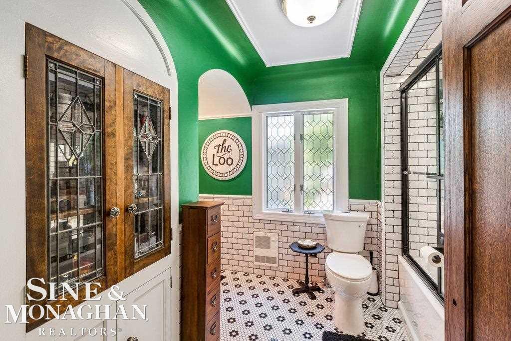 348 McMillan Road Grosse Pointe Farms, MI 48236 - Photo 22 of 35