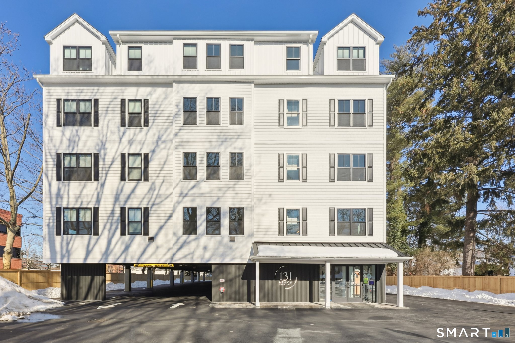 131 Beach Road, Unit 210 Fairfield, CT 06824 - Photo 15 of 24