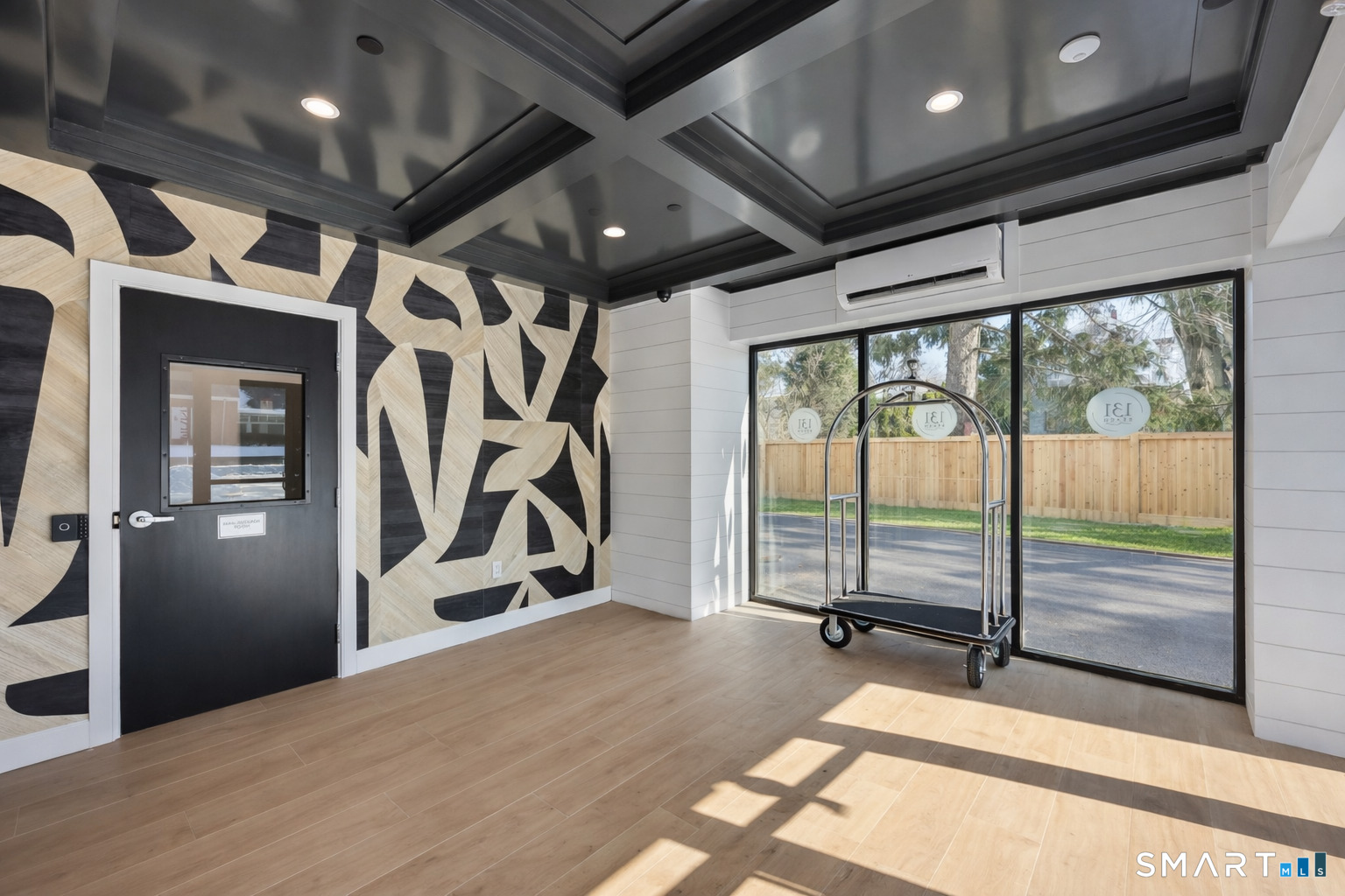 131 Beach Road, Unit 210 Fairfield, CT 06824 - Photo 6 of 24