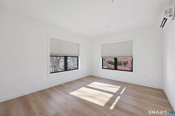 $4,200 | 131 Beach Road, Unit 210, Fairfield, CT 06824