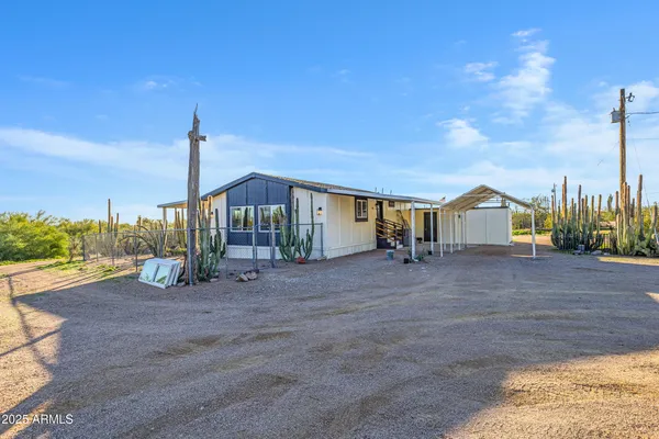 $389,000 | 4556 North Ironwood Drive, Apache Junction, AZ 85120