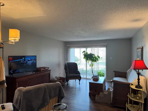 $95,000 | 6724 Quail Hollow Court, Unit 3, Memphis, TN 38120