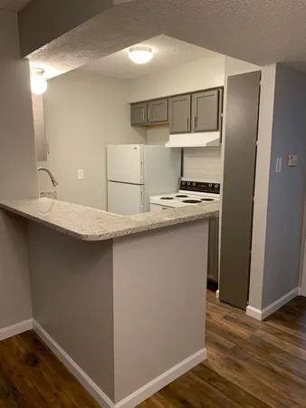 $95,000 | 6724 Quail Hollow Court, Unit 3, Memphis, TN 38120