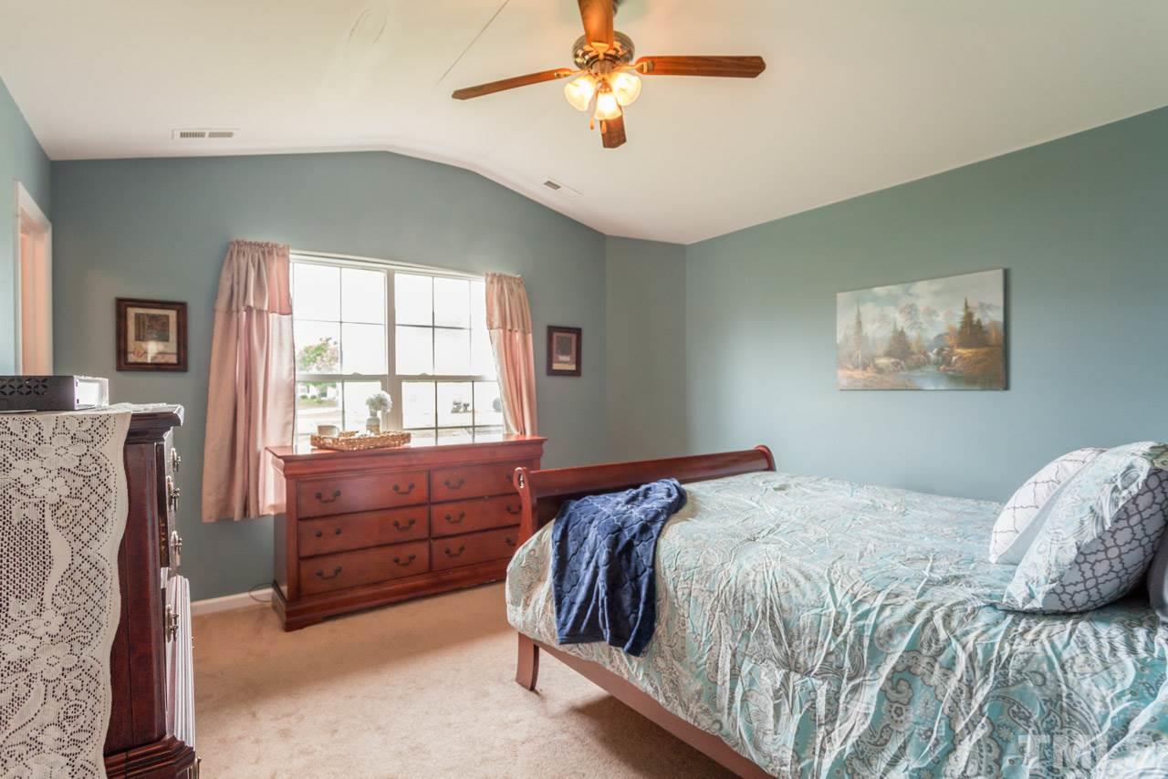 3676 Watkins Ridge Court Raleigh, NC 27616 - Photo 14 of 20
