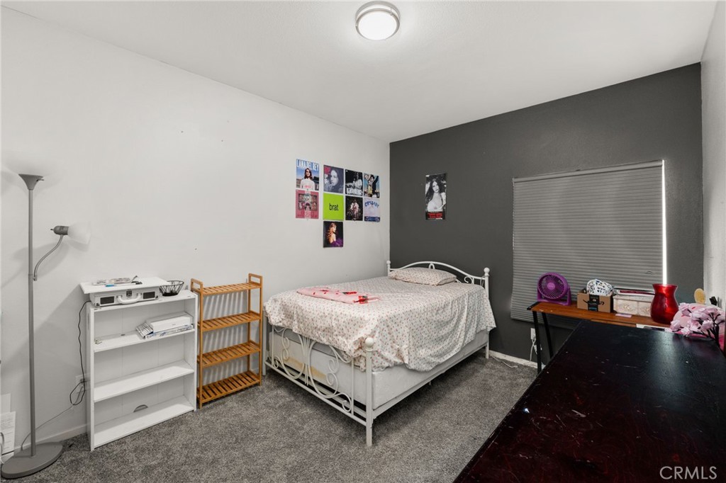 13374 Luna Road Victorville, CA 92392 - Photo 28 of 33