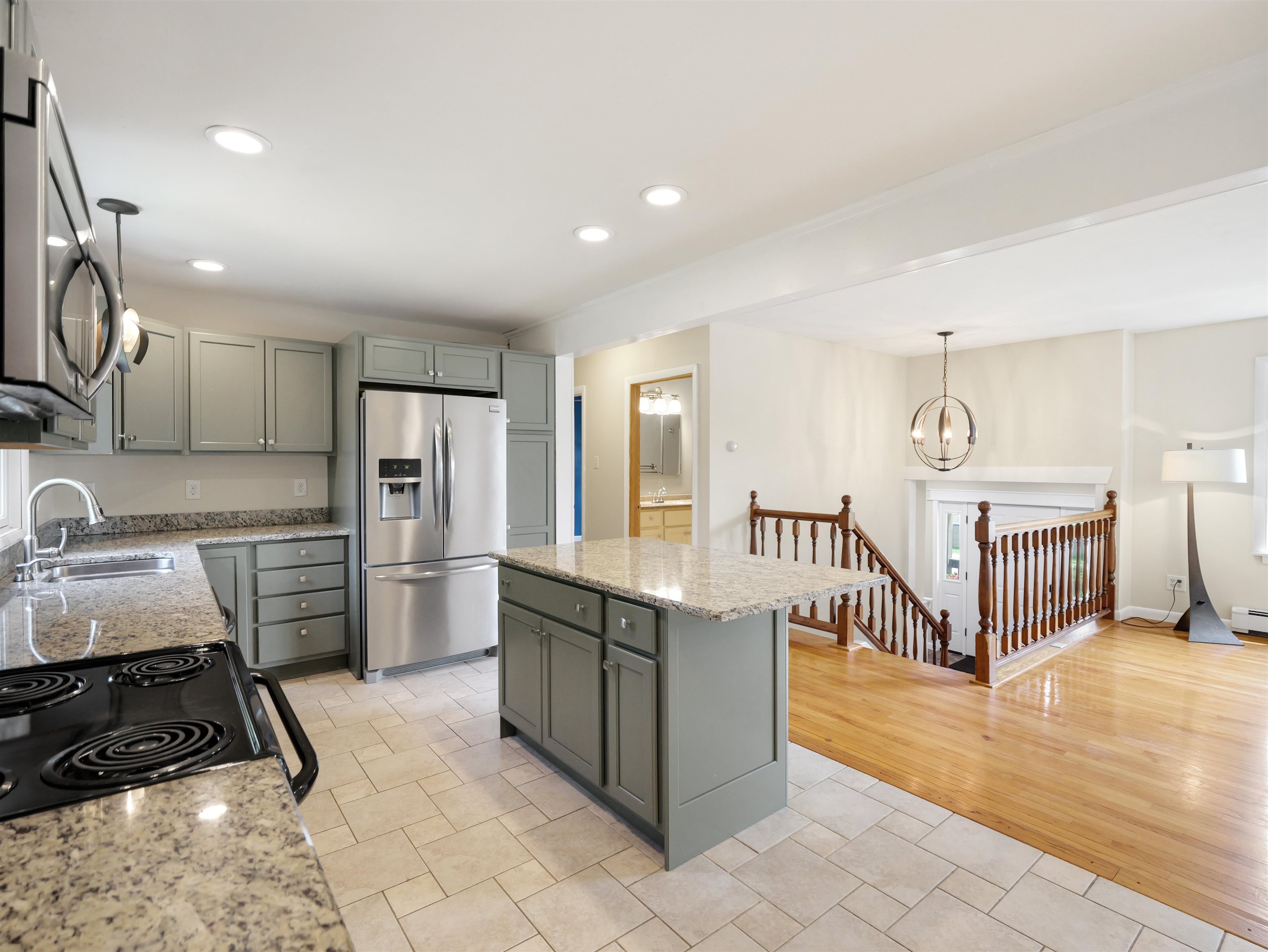 15 Emeritus Street Rutland, VT 05701 - Photo 2 of 44