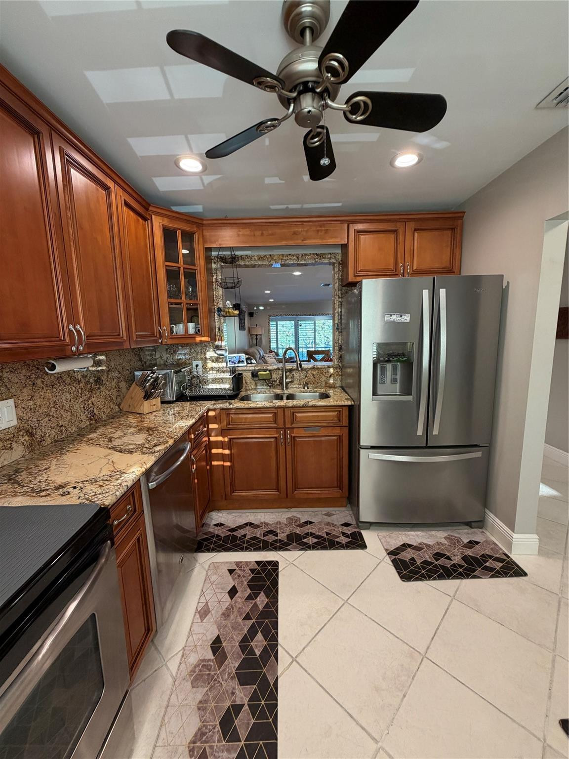 21217 Lago Circle, Unit 6J Boca Raton, FL 33433 - Photo 2 of 23 Photo 2