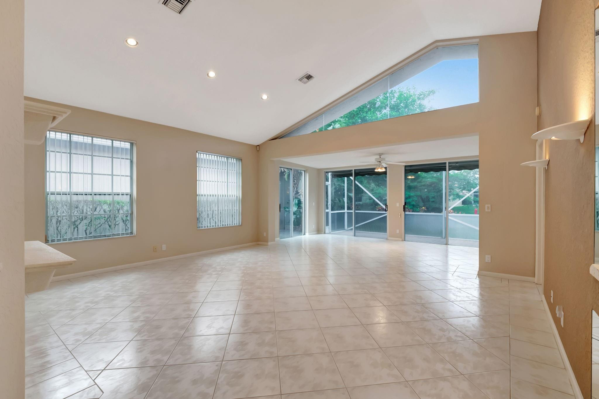 11081 Springbrook Circle Boynton Beach, FL 33437 - Photo 10 of 46 Photo 10