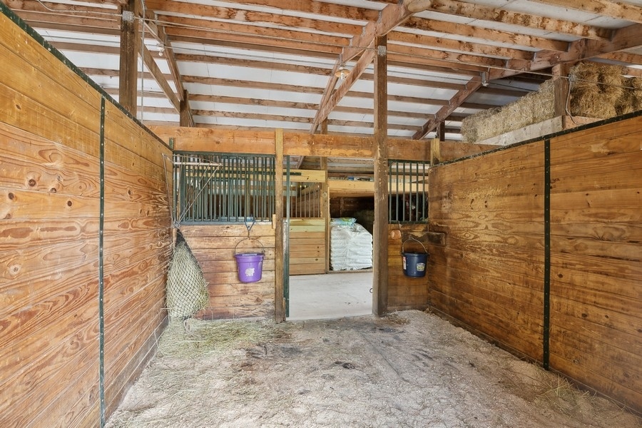 43375 Hunt Club Road Zion, IL 60099 - Photo 30 of 56 a view of porch