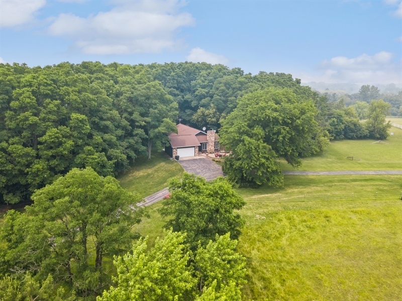 43375 Hunt Club Road Zion, IL 60099 - Photo 51 of 56 a view of a lake with a city