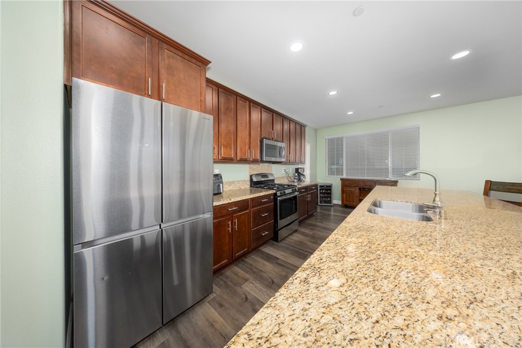 3687 White Ash Road San Bernardino, CA 92407 - Photo 15 of 60