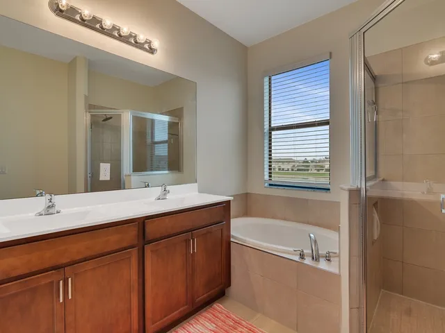 $2,200 | 886 South Verona Trace Drive, Vero Beach, FL 32966