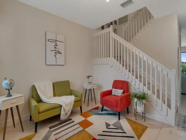 $2,200 | 886 South Verona Trace Drive, Vero Beach, FL 32966