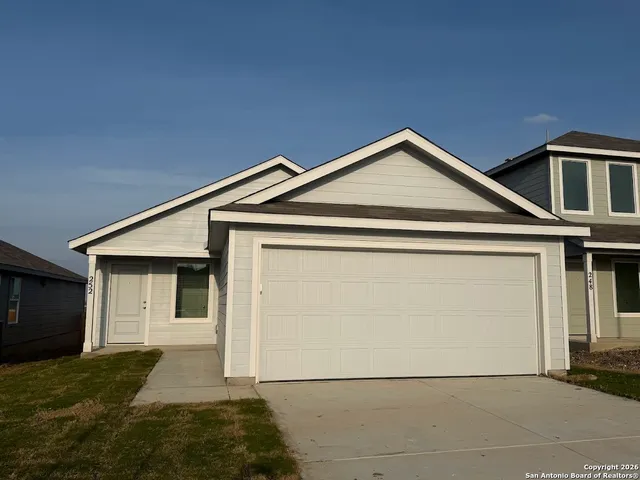 $1,395 | 252 Ottawa Way, New Braunfels, TX 78130