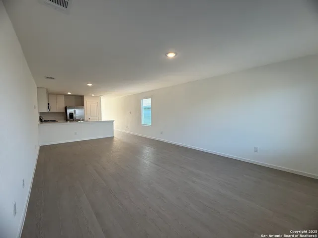 $1,395 | 252 Ottawa Way, New Braunfels, TX 78130