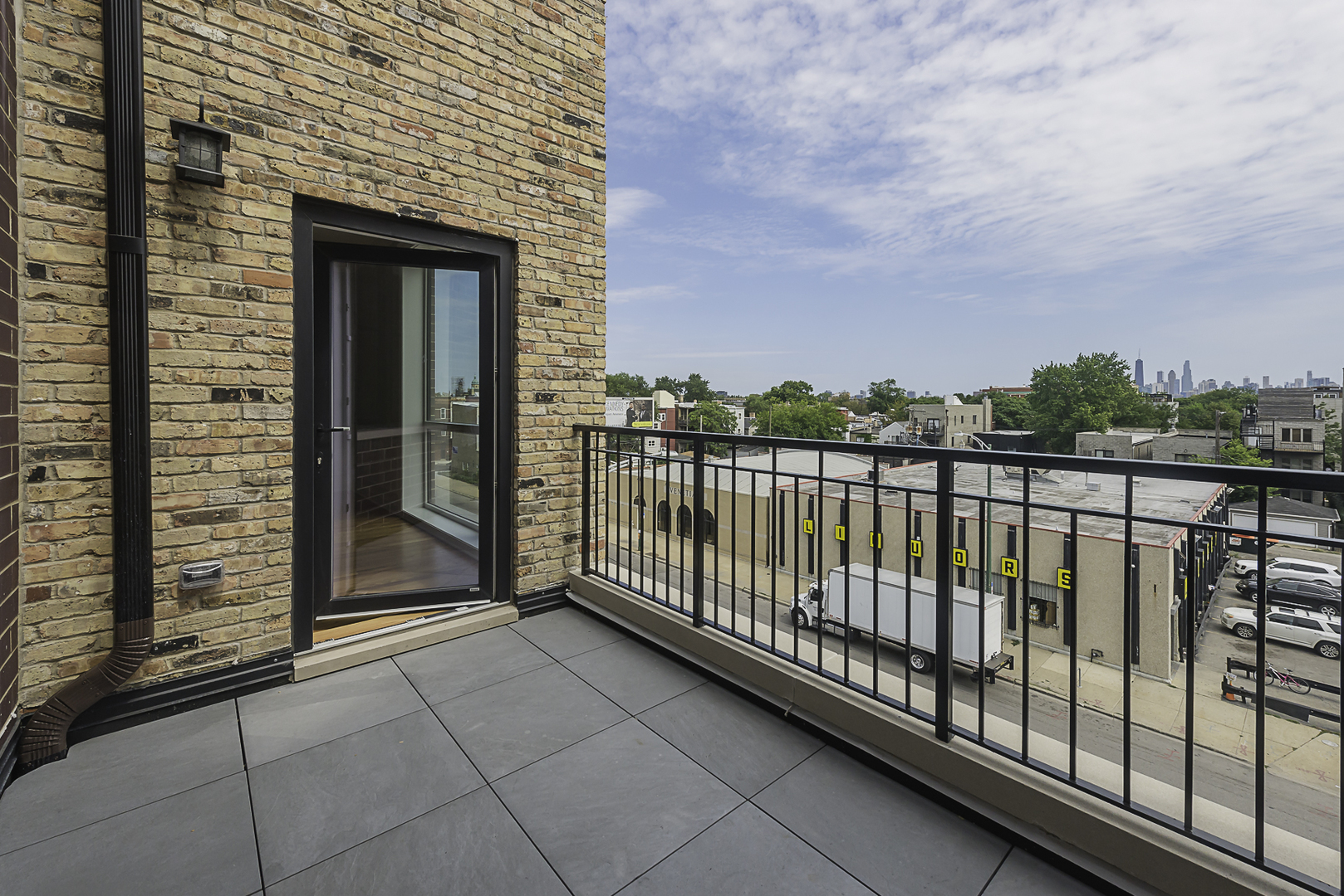 520 North Western Avenue, Unit 4B Chicago, IL 60612 - Photo 11 of 35 a view of a balcony with city view
