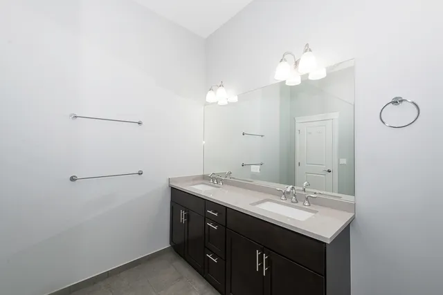 $3,600 | 520 North Western Avenue, Unit 4B, Chicago, IL 60612