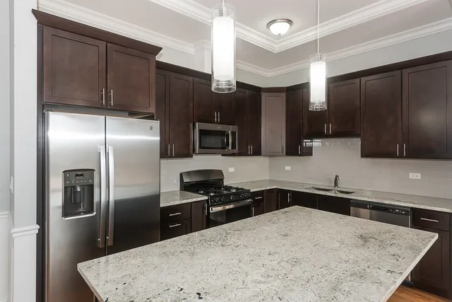 $3,600 | 520 North Western Avenue, Unit 4B, Chicago, IL 60612