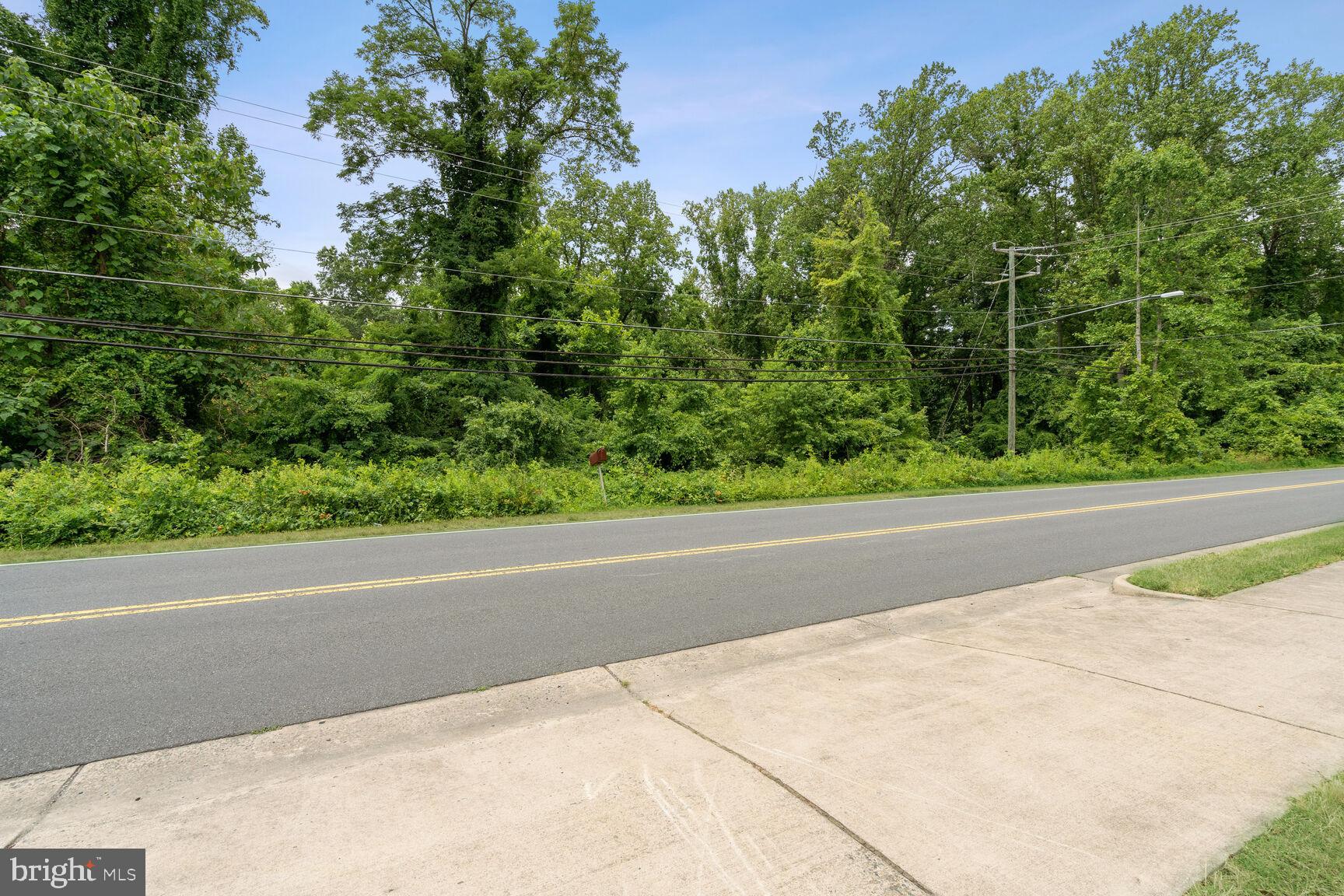 19022 Fuller Heights Road Triangle, VA 22172 - Photo 2 of 4