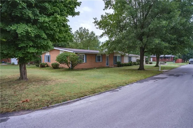 $180,000 | 111 North Edgewood Drive, Coffeyville, KS 67337