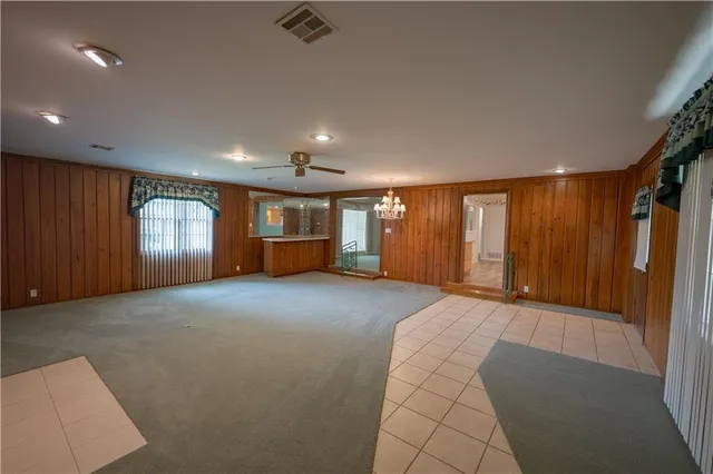 $180,000 | 111 North Edgewood Drive, Coffeyville, KS 67337