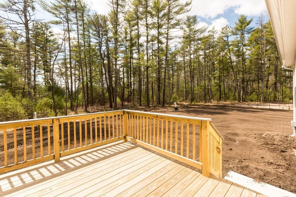 8 Old Stage Road West Wareham, MA 02576 - Photo 7 of 32