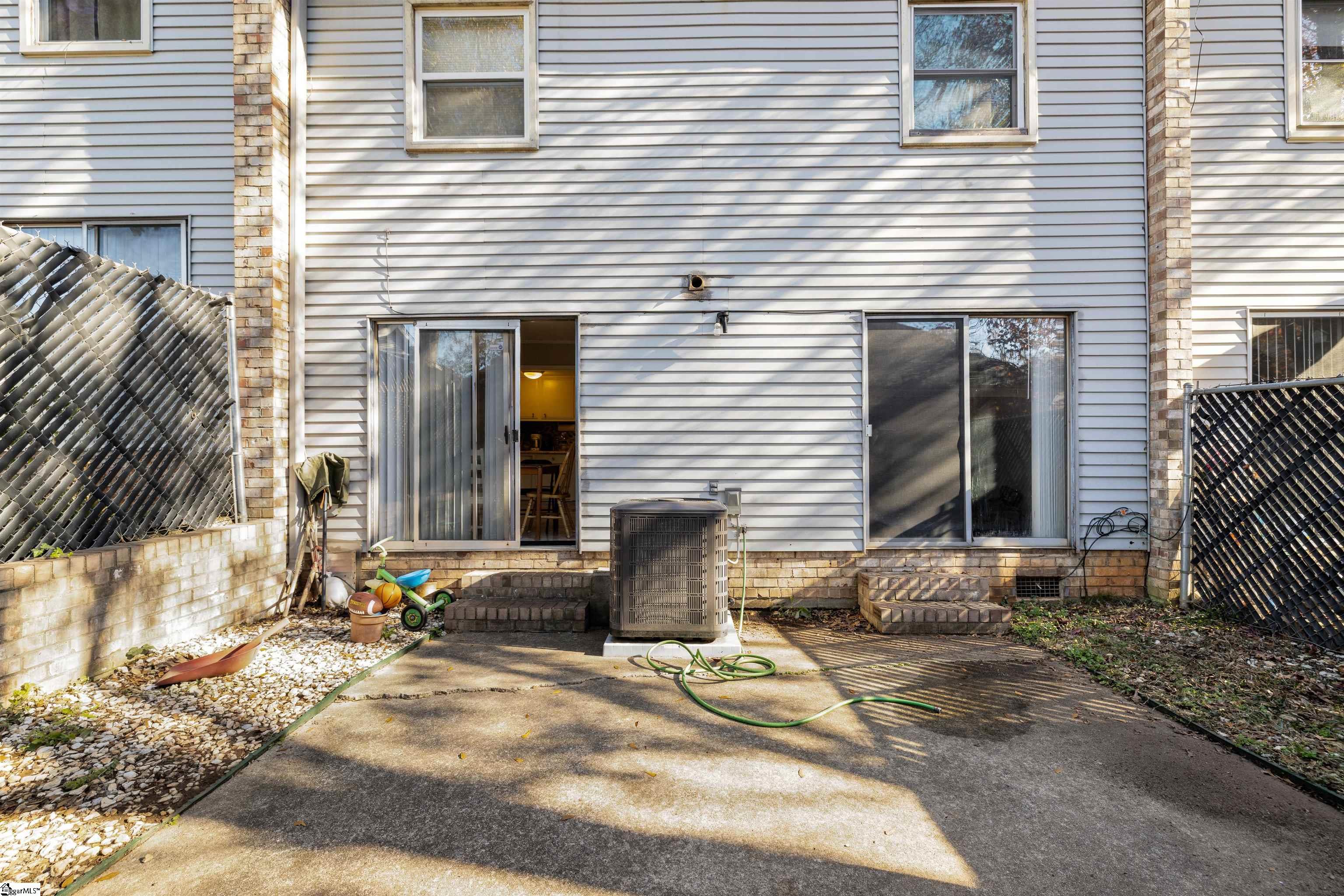 3706 East North Street, Unit O2 Greenville, SC 29615 - Photo 18 of 20 Gallery Image 18